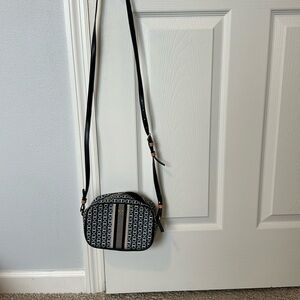 Tory Burch Gemini Link Crossbody